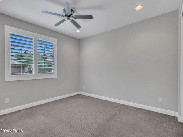 44529 N SONORAN ARROYO Lane, New River, AZ 85087