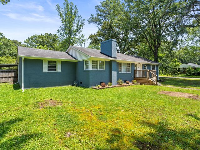 700 Bragg Cir, Tullahoma, TN 37388