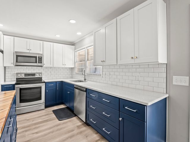 700 Bragg Cir, Tullahoma, TN 37388