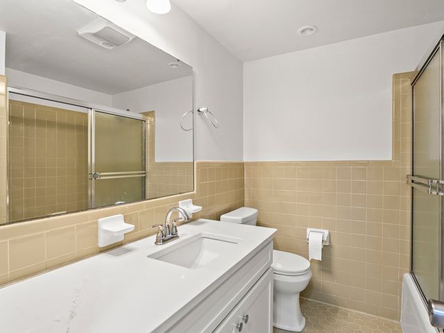 700 Bragg Cir, Tullahoma, TN 37388