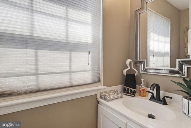 14 SHELTON CT, Reisterstown, MD 21136