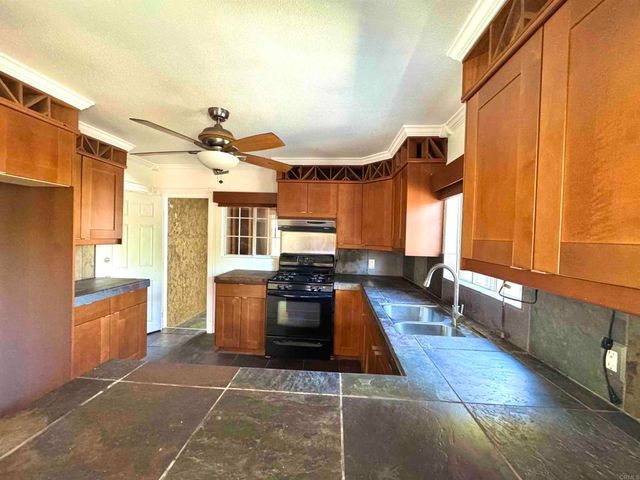 1341 E 4th Street, National City, CA 91950