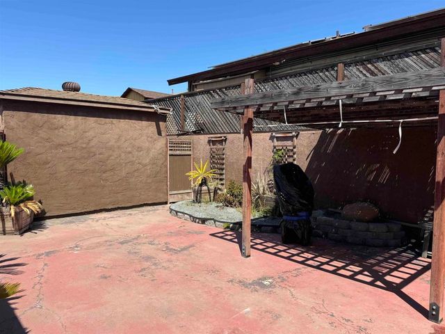 1341 E 4th Street, National City, CA 91950