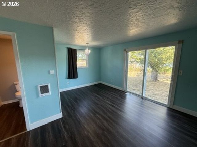 1902 Se 151ST Ave, Portland, OR 97233