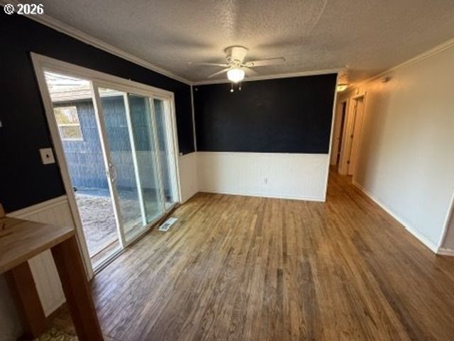 1902 Se 151ST Ave, Portland, OR 97233