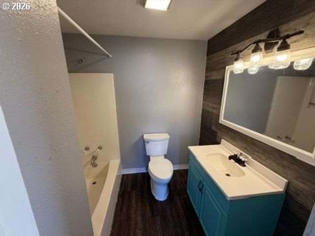 1902 Se 151ST Ave, Portland, OR 97233