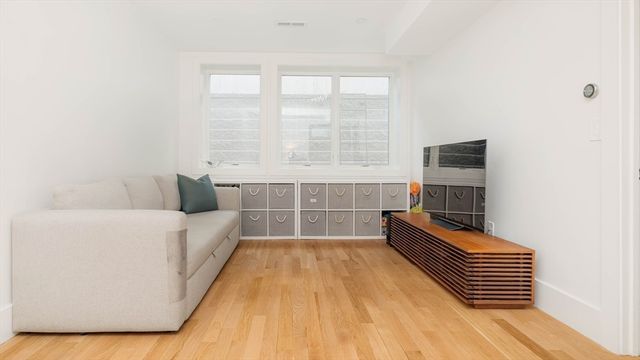 205 Pearl Street, Cambridge, MA 02139
