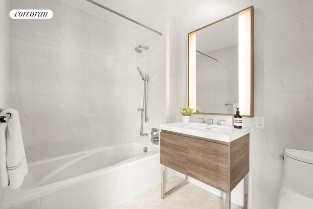 505 W 43rd St Apt 9C, New York City, NY 10036