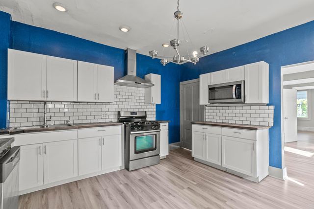 1121 E Livingston Avenue, Columbus, OH 43205