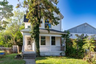 1121 E Livingston Avenue, Columbus, OH 43205