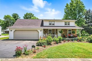 1683 Ridgewood Drive, Salem, OH 44460