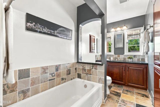 595 Elm Avenue, Sierra Madre, CA 91024