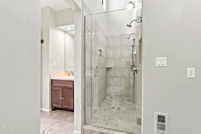 595 Elm Avenue, Sierra Madre, CA 91024