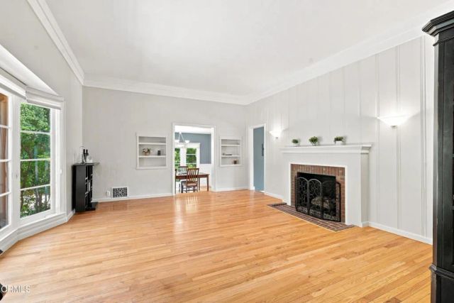 595 Elm Avenue, Sierra Madre, CA 91024