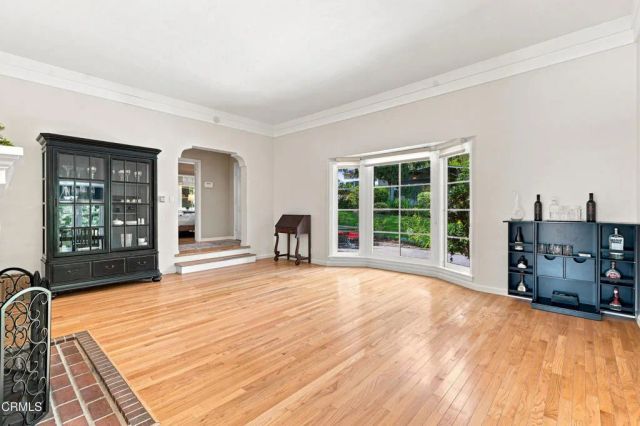 595 Elm Avenue, Sierra Madre, CA 91024