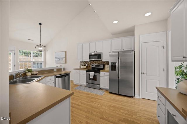 7714 Cloudview Lane, Raleigh, NC 27613