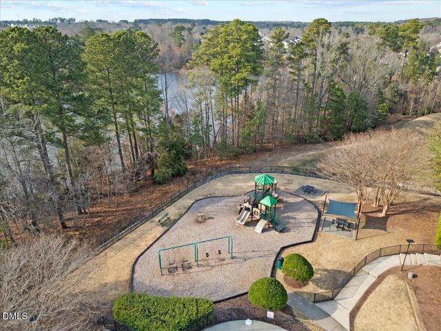 7714 Cloudview Lane, Raleigh, NC 27613