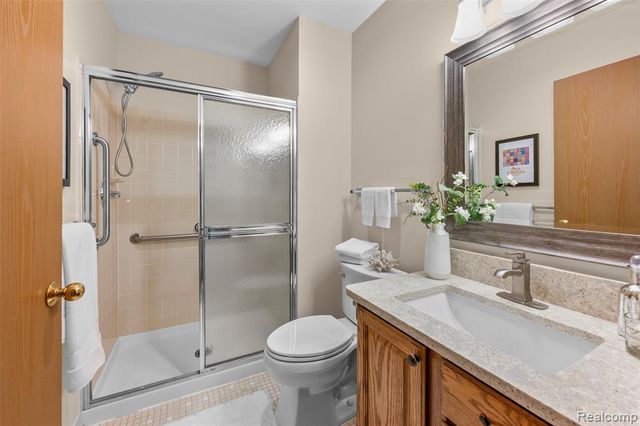 985 Wexford Way 34, Rochester Hills, MI 48307