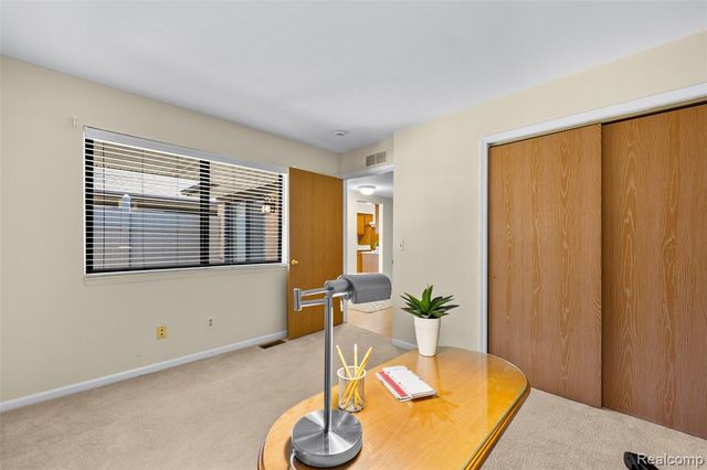 985 Wexford Way 34, Rochester Hills, MI 48307