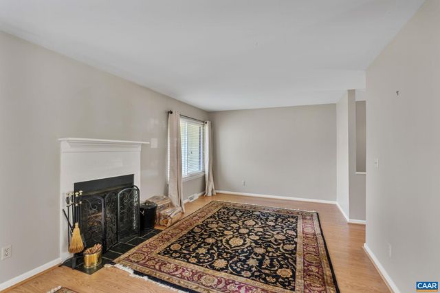 1212 CHATHAM RDG, Charlottesville, VA 22901