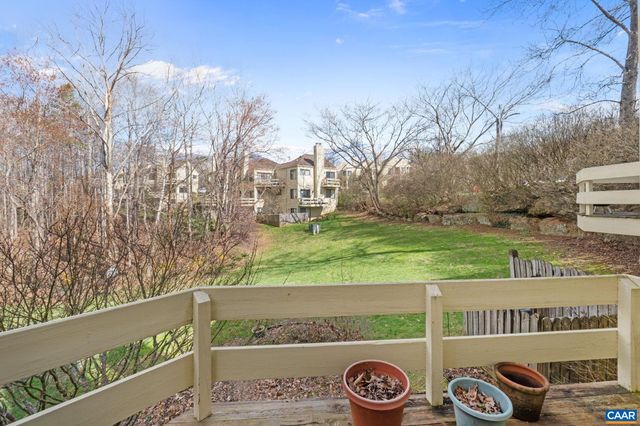 1212 CHATHAM RDG, Charlottesville, VA 22901