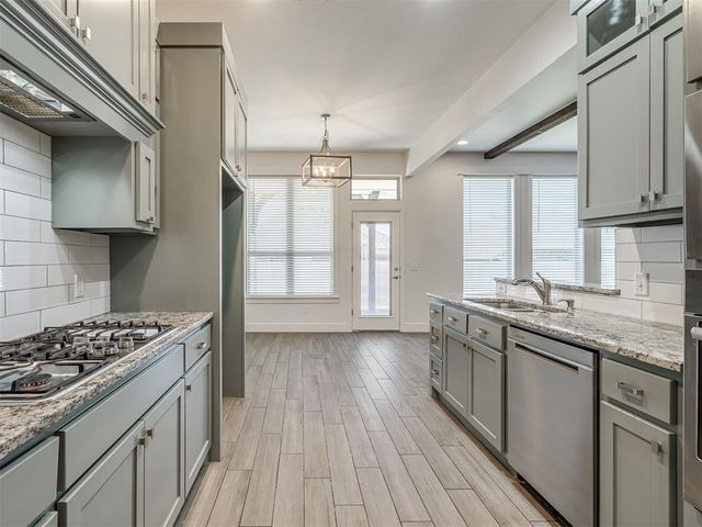 1312 Stone Creek Drive, Norman, OK 73071