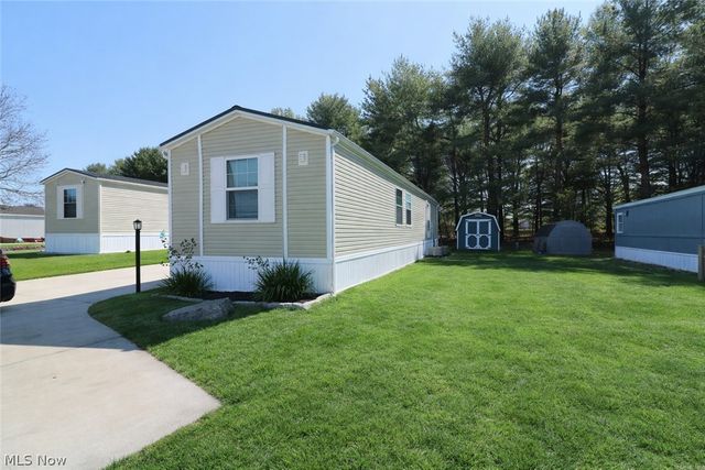 4400 Melrose Drive 9, Wooster, OH 44691