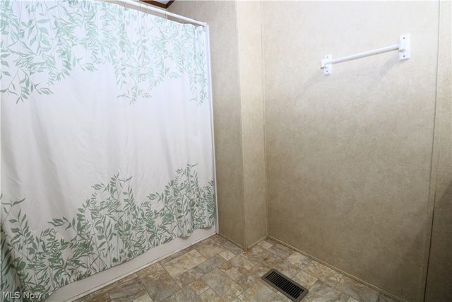 4400 Melrose Drive 9, Wooster, OH 44691