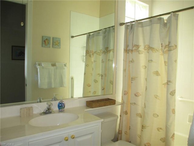 4345 Montalvo CT, Naples, FL 34109