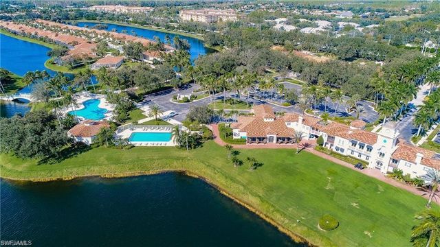 4345 Montalvo CT, Naples, FL 34109