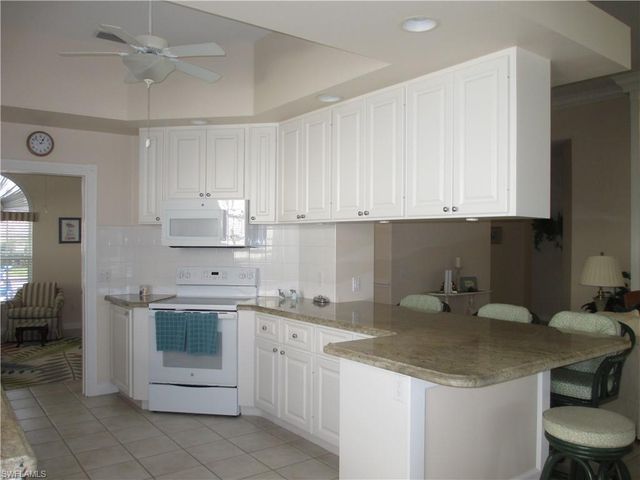 4345 Montalvo CT, Naples, FL 34109