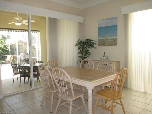 4345 Montalvo CT, Naples, FL 34109