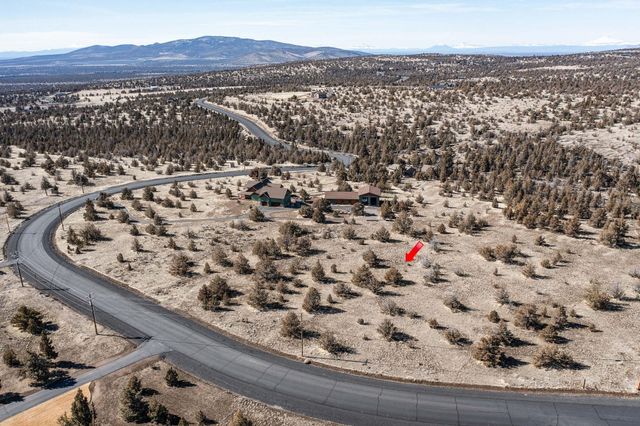 33 SE Texas Circle, Prineville, OR 97754