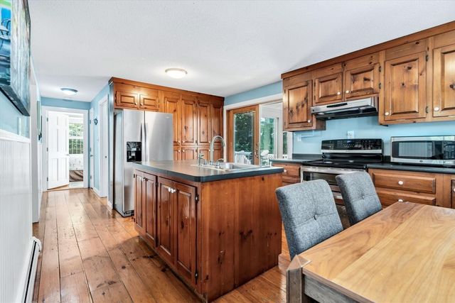 51 Tracy Ln, Brewster, MA 02631