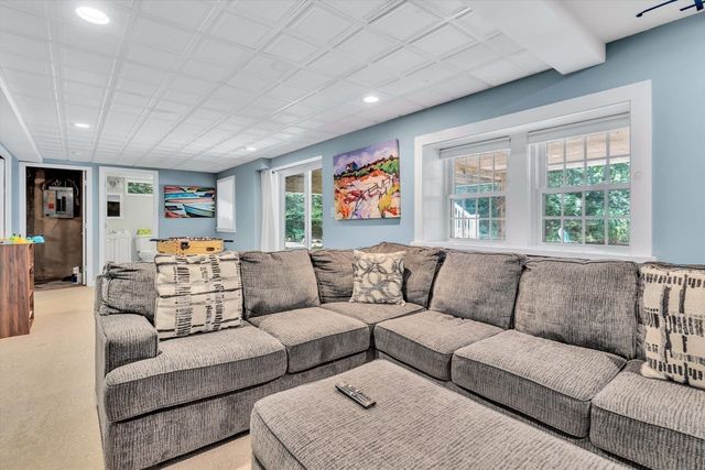 51 Tracy Ln, Brewster, MA 02631