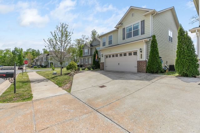 2208 Postings Pt, Antioch, TN 37013