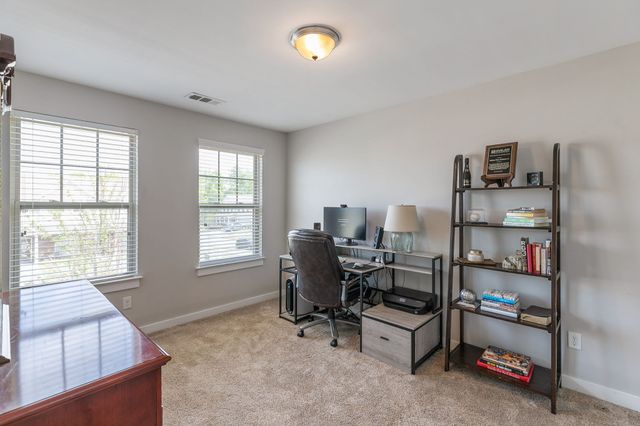 2208 Postings Pt, Antioch, TN 37013