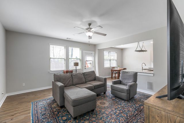 2208 Postings Pt, Antioch, TN 37013