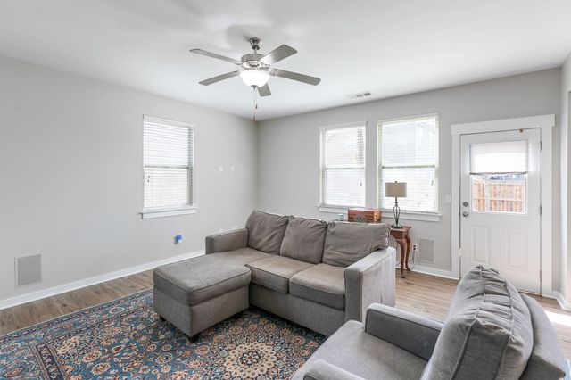 2208 Postings Pt, Antioch, TN 37013