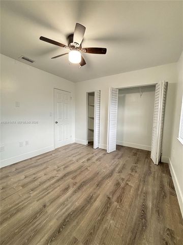 15655 SW 74th Cir Dr 14-6, Miami, FL 33193