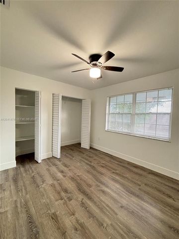15655 SW 74th Cir Dr 14-6, Miami, FL 33193