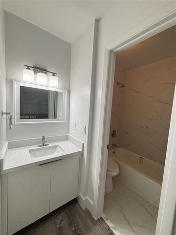 15655 SW 74th Cir Dr 14-6, Miami, FL 33193