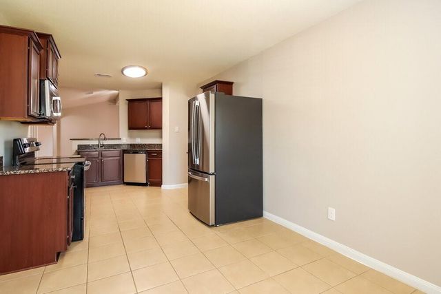 12066 Quartersawn Lane, Pinehurst, TX 77362