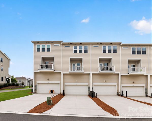 147 Morning Gap Parkway, Fort Mill, SC 29715
