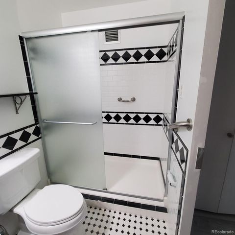 725 S Clinton Street 11A, Denver, CO 80247