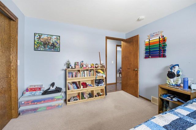 1003 CEDAR STREET, Little Chute, WI 54140