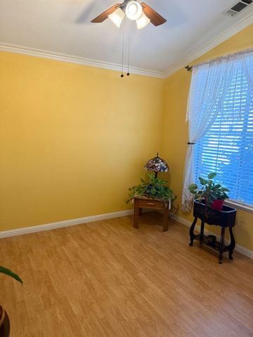 2125 Gutherie St, Modesto, CA 95358