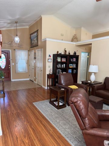 2125 Gutherie St, Modesto, CA 95358