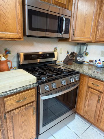 2125 Gutherie St, Modesto, CA 95358