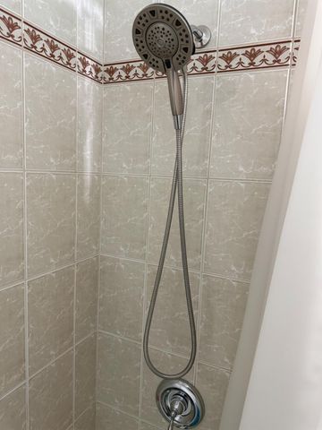 2125 Gutherie St, Modesto, CA 95358